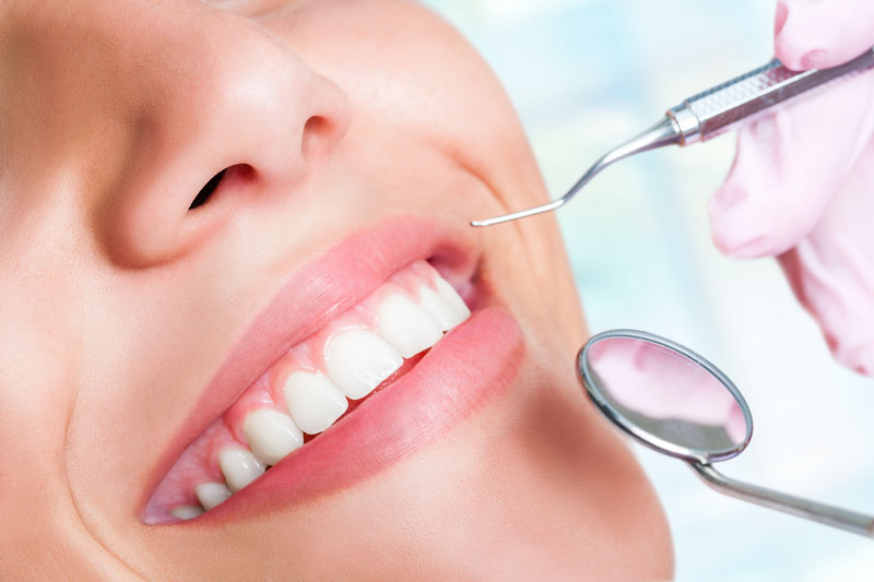 Which is more effective: Teeth Whitening or Teeth Bleaching?